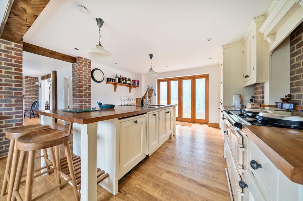 House in Horsham, Thakeham - View 3