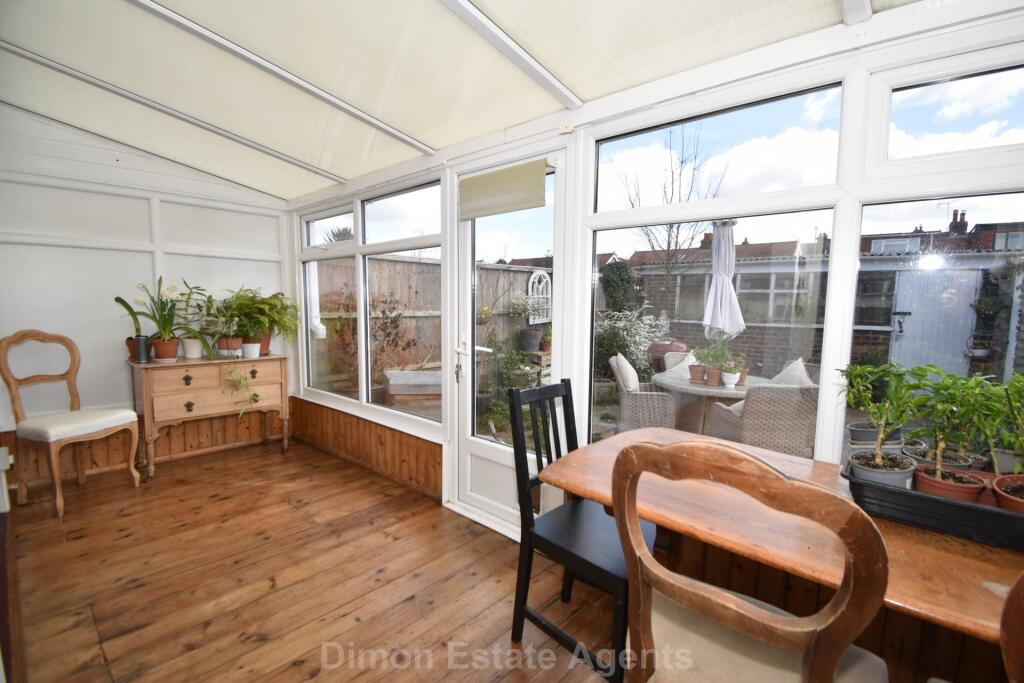 Eastcroft Road, Gosport photo 3