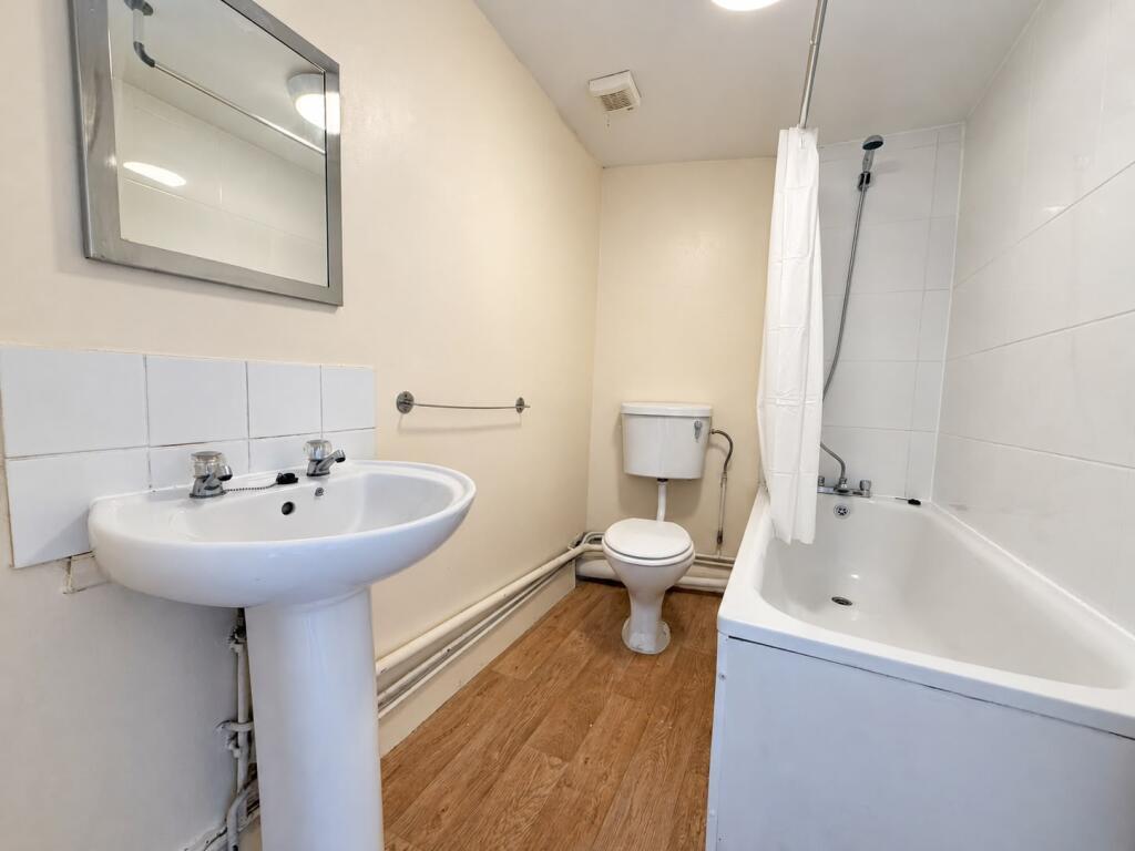 Apartment in London, Elmstead - View 4