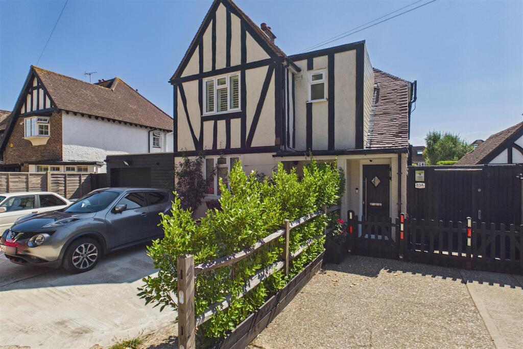 Main image of property: Poulters Lane, Broadwater, Worthing, West Sussex, BN14  7SX
