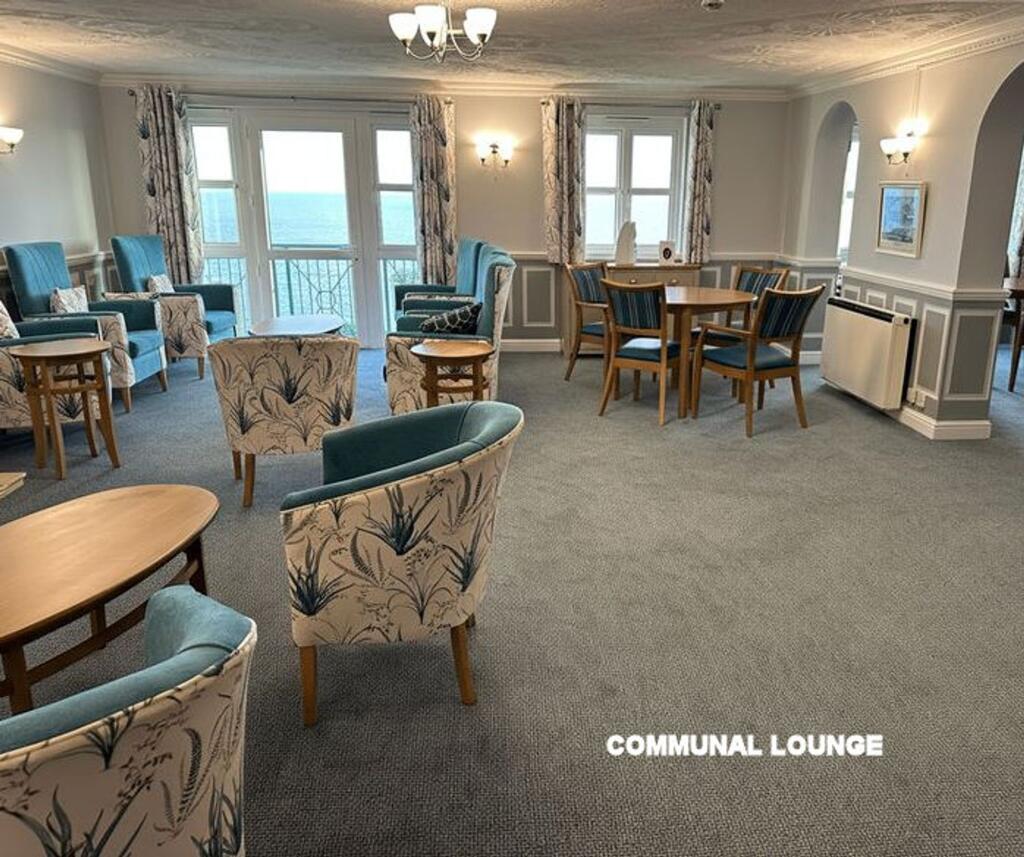 Apartment in Truro - View 3