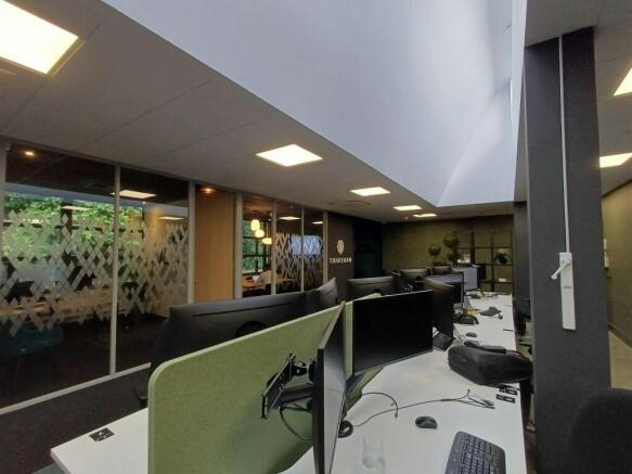 Office 1.jpg