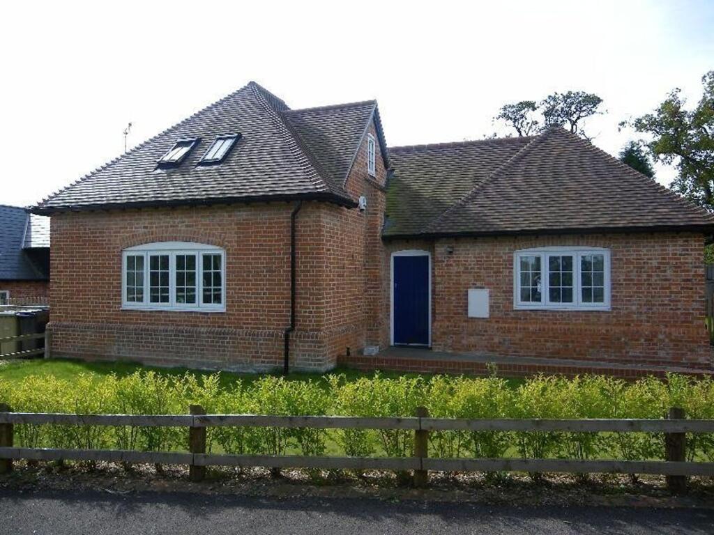 Main image of property: Deanswood Farm, Stockcross, RG20