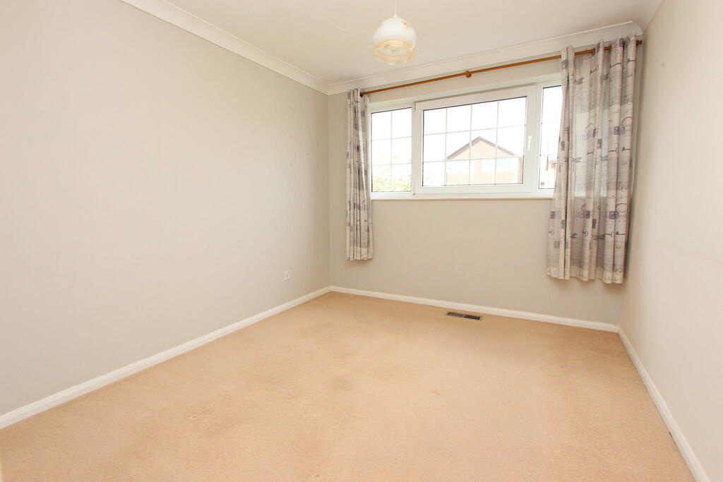 House in Wellingborough, Hatton Park - View 4