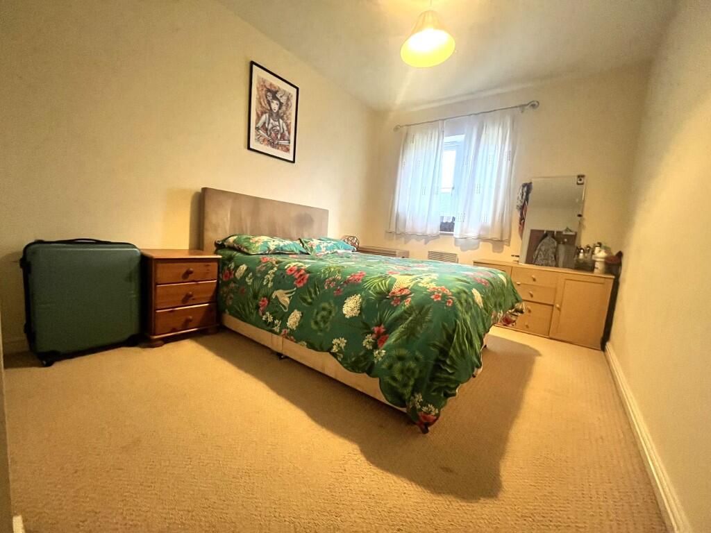 Apartment in Cardiff - More