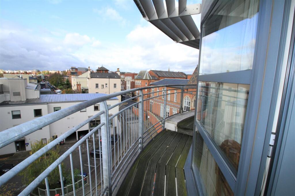 Property photo 9