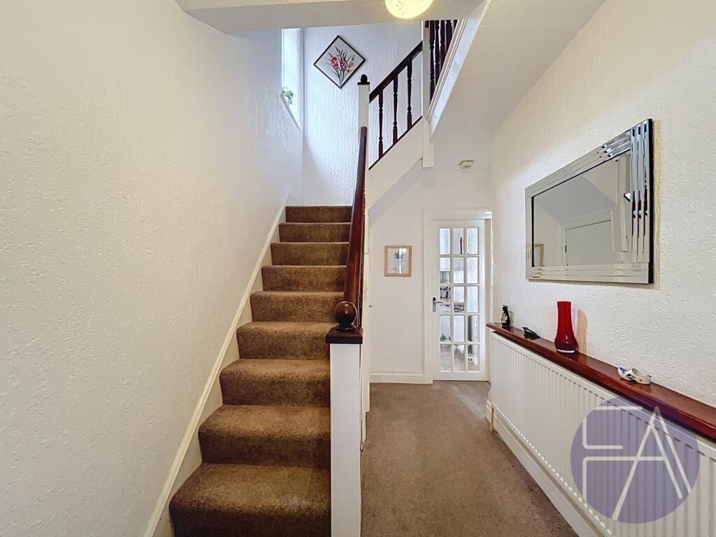 St. Clair Drive, Southport, Merseyside, PR9 7LF photo 2