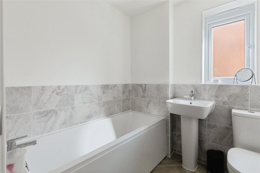 House in Coventry, Whitmore Place, Radford - View 4