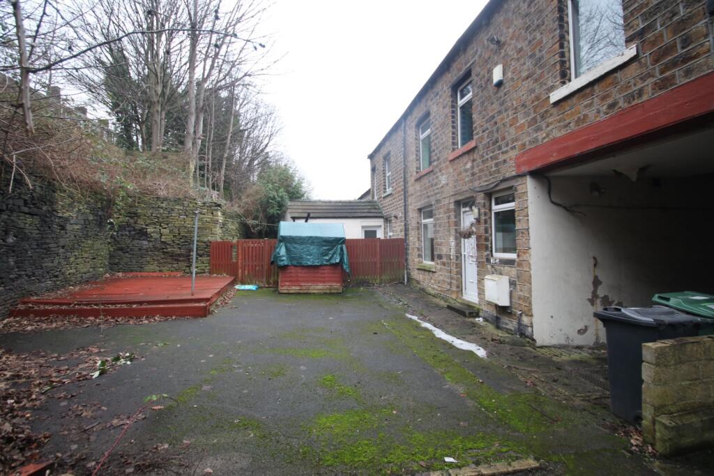 Lowergate, Paddock, Huddersfield, West Yorkshire, HD3 photo 2