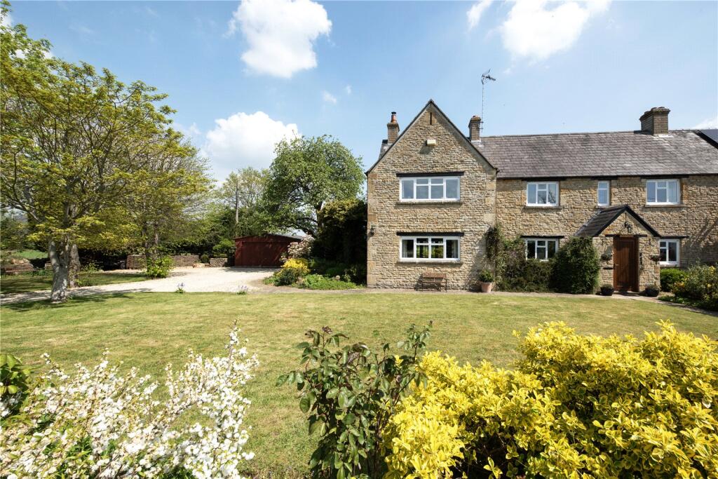 Main image of property: Evelode Road, Moreton In Marsh, Gloucestershire, GL56