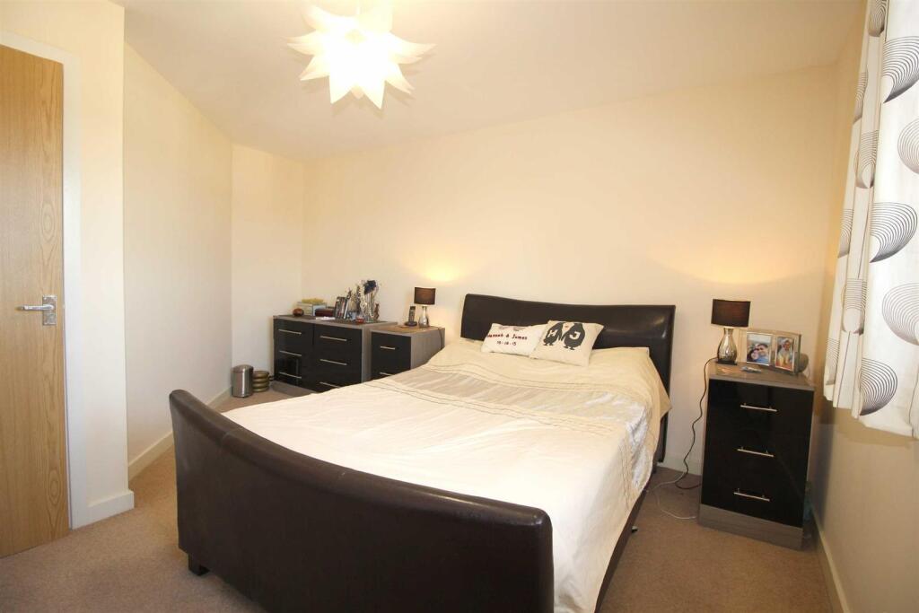 Additional image 3 of Hollington House, Redditch