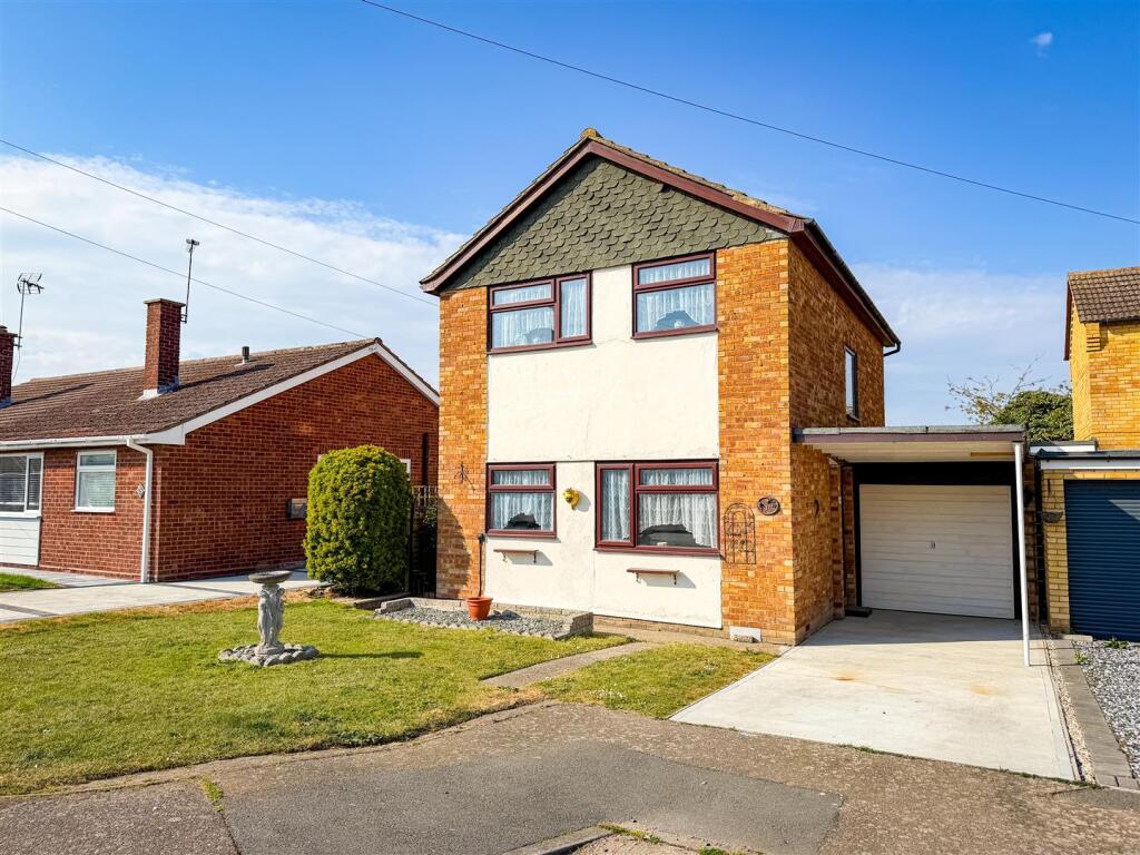 Main image of property: James Gardens, St. Osyth, Essex