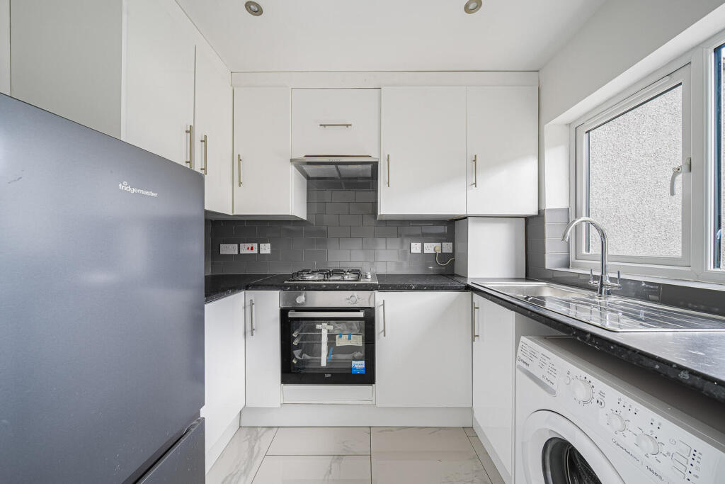 House in Dartford, Kent - View 3
