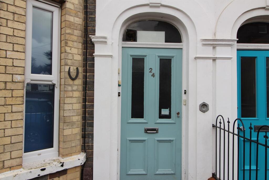 Main image of property: Bulmershe Road, Reading, RG1