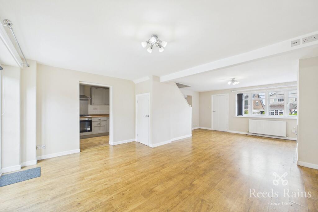 House in Rotherham, Anston - More