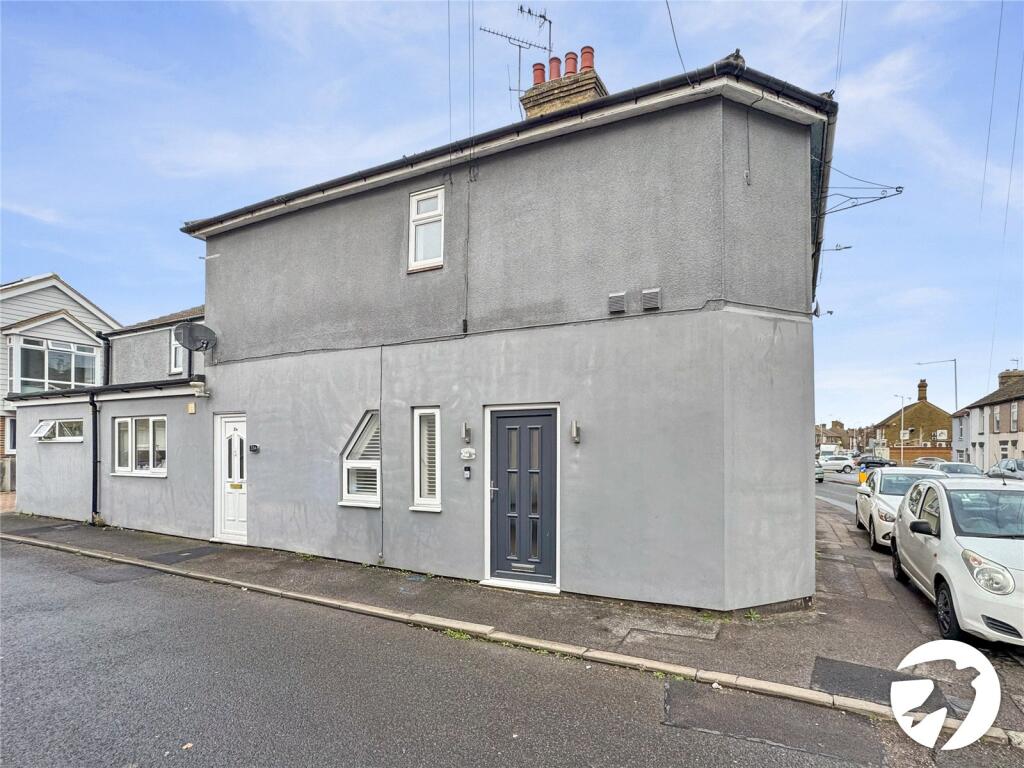 Apartment in Swale, Kent - View 2