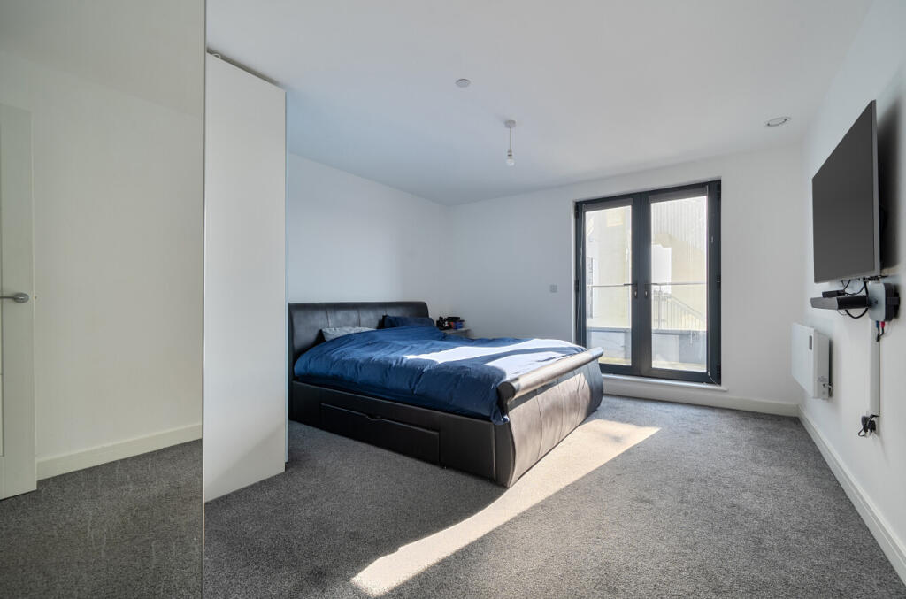 Apartment in Worthing, West Sussex - View 5