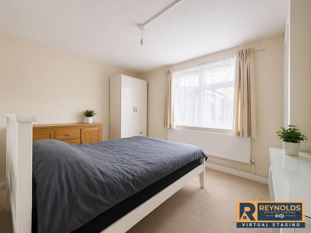 Apartment in Rochester - View 5