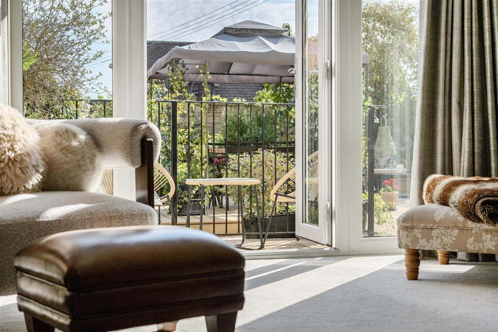 House in Swindon - View 4