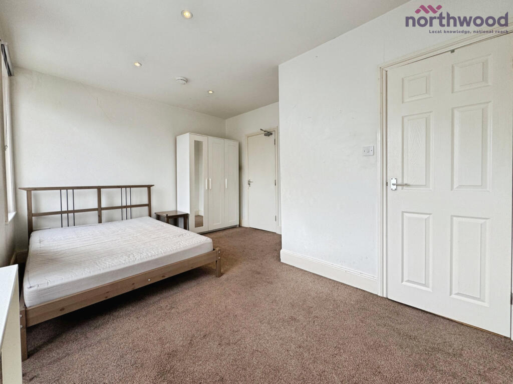 House in Southampton, Shirley - View 4