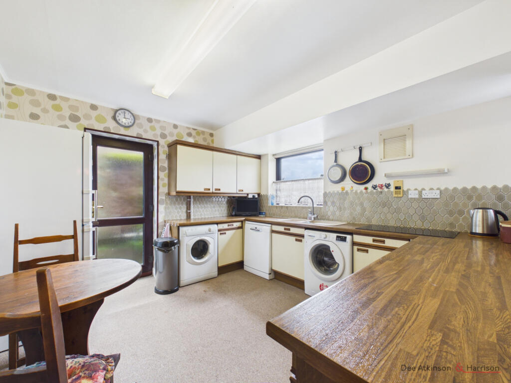 Northfield Road, Beverley, HU17 7HW photo 4