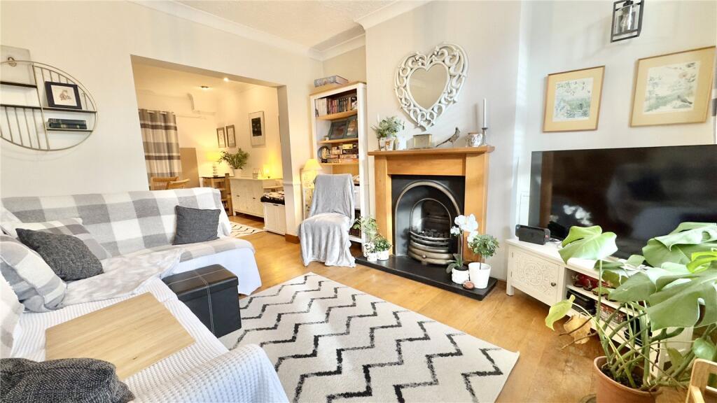 House in Wirral, Liverpool City Region - View 4