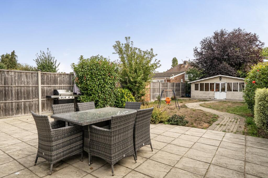 House in Slough - View 4