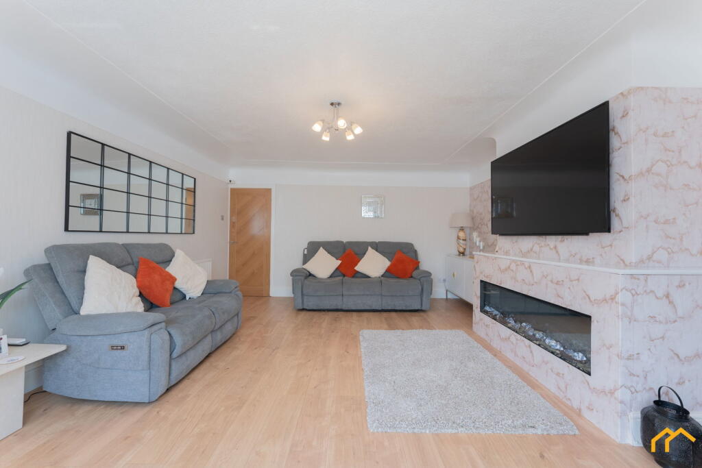 Grampian Way | Moreton | CH46 - View 6