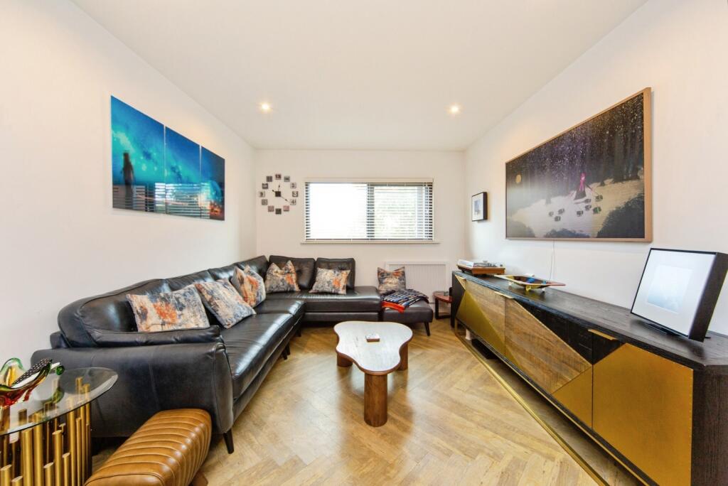 Apartment in Liverpool - View 4