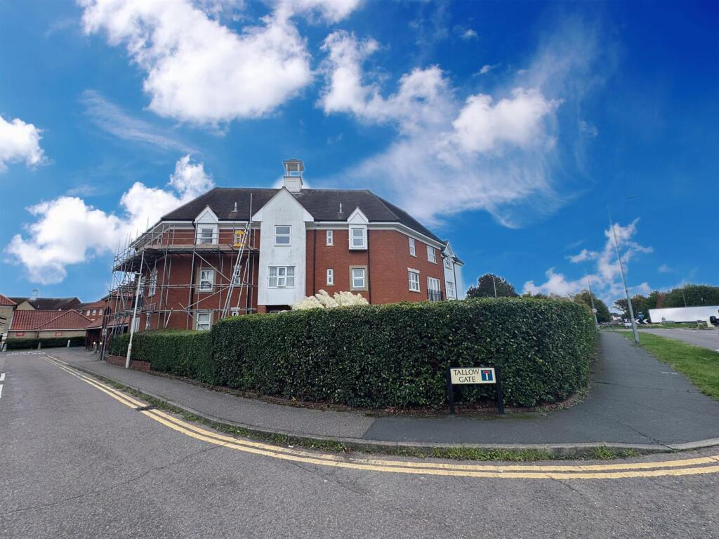 Main image of property: Tallow Gate, South Woodham Ferrers, Chelmsford
