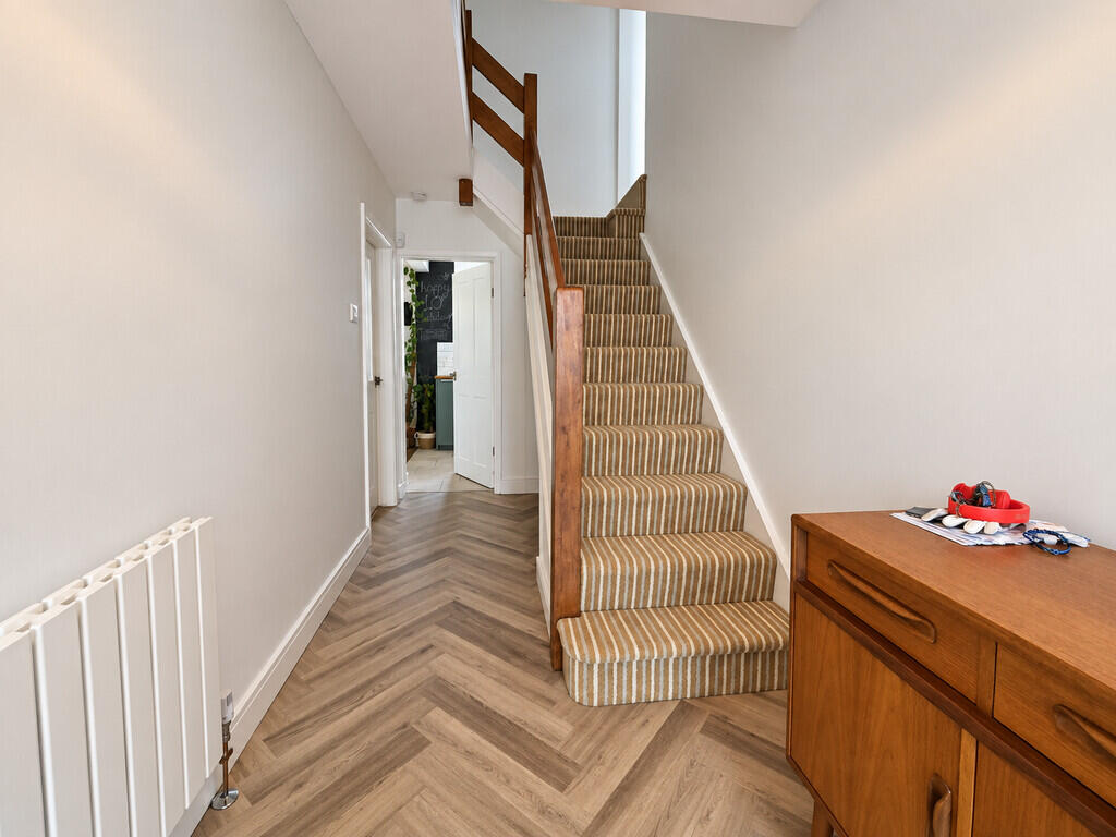 Fir Tree Close, Barnton, Northwich photo 4
