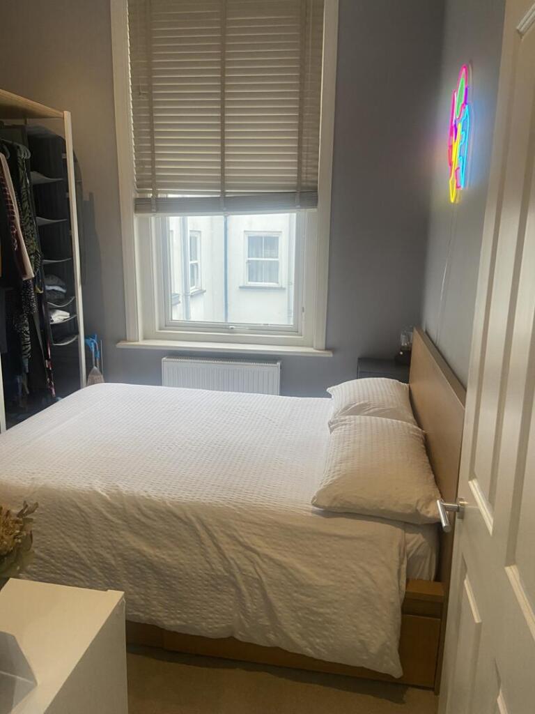 1 bedroom house for rent