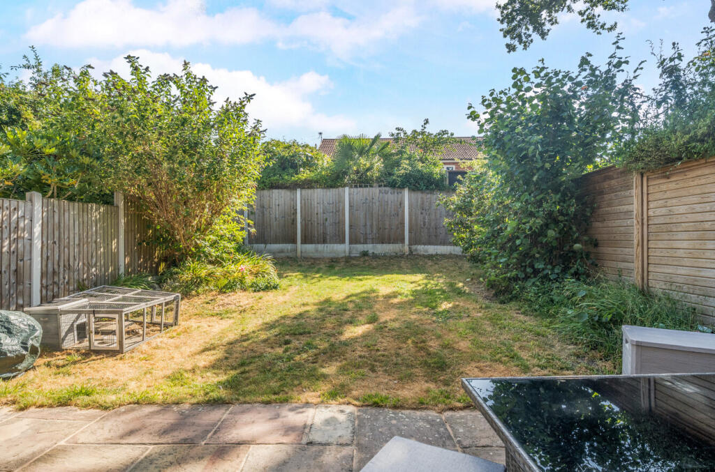 House in Guildford - View 5
