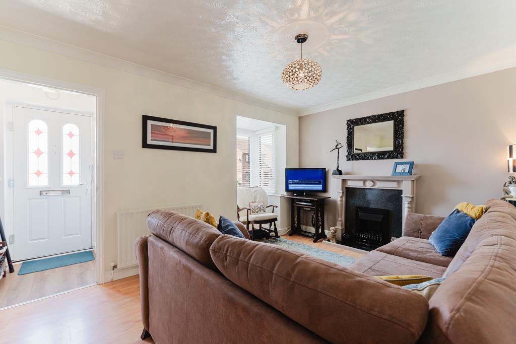 House in Great Oakley, Danesholme - More