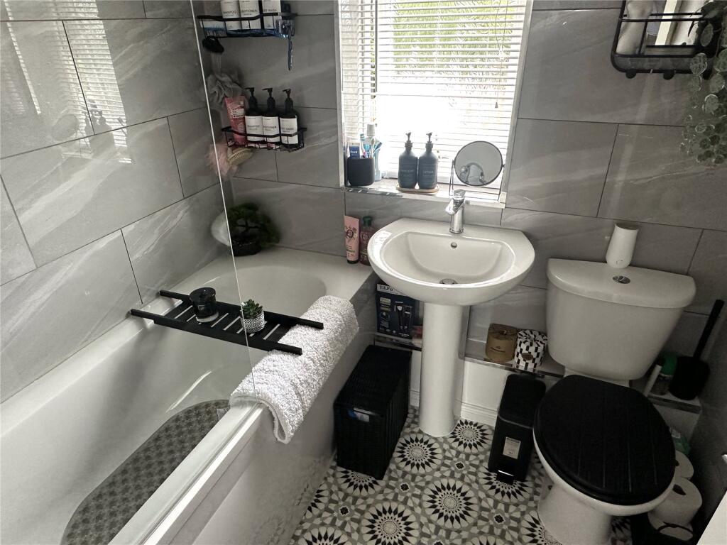 Additional image 14 of Hollington Crescent, Birmingham, West Midlands, B33