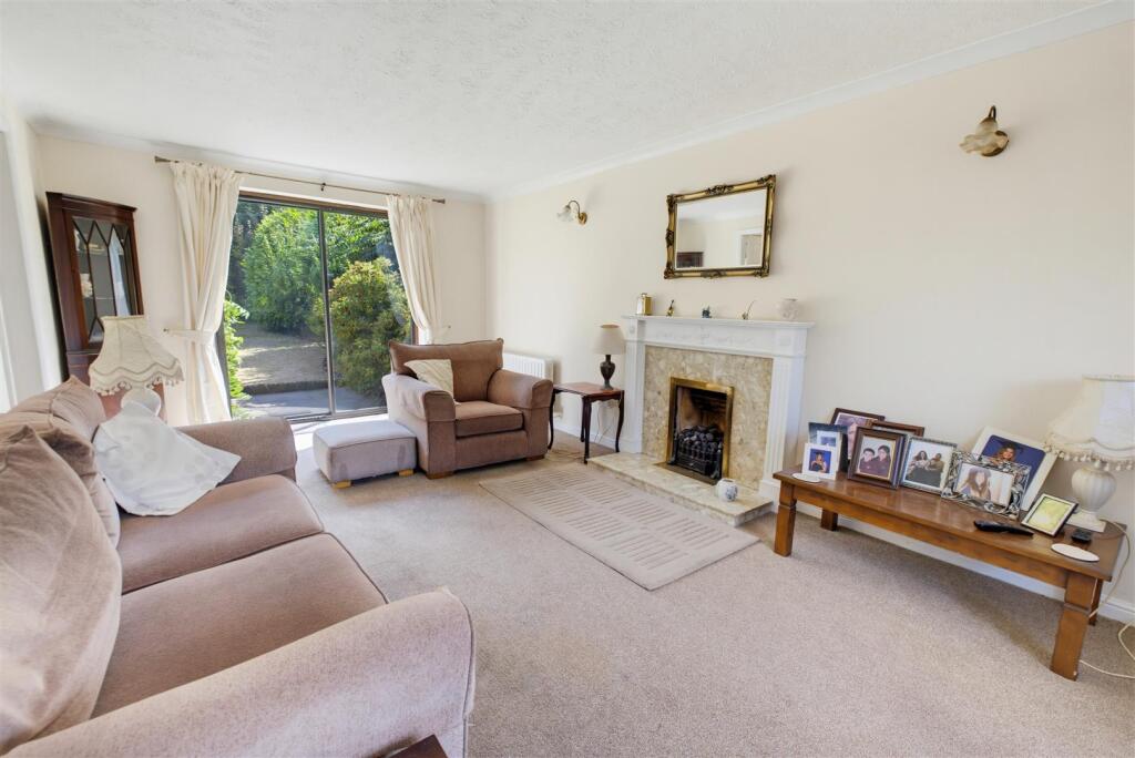 House in Shenstone - View 5