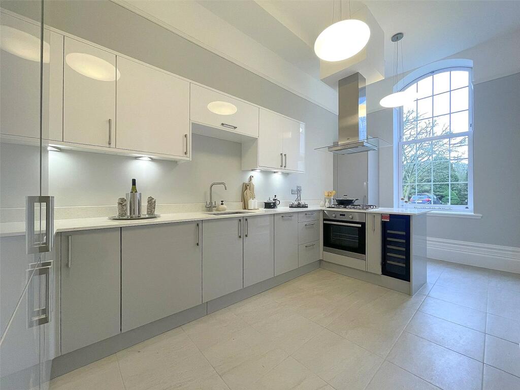 Apartment in Guildford - View 5