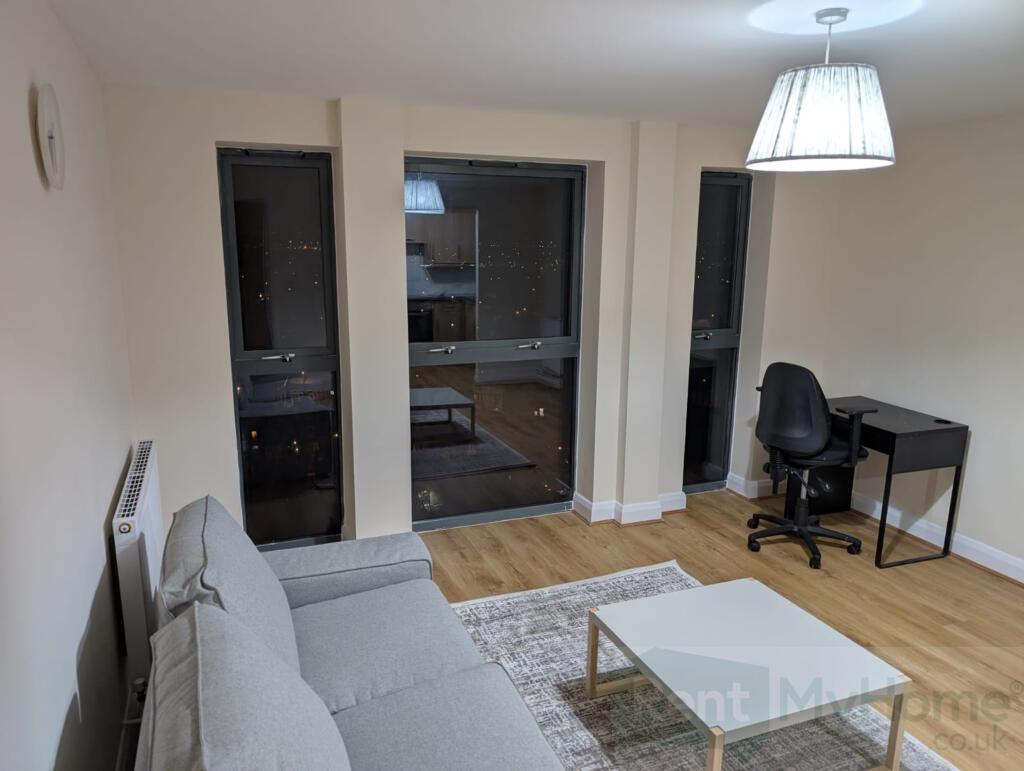 420 London Road, Croydon – pohled 5