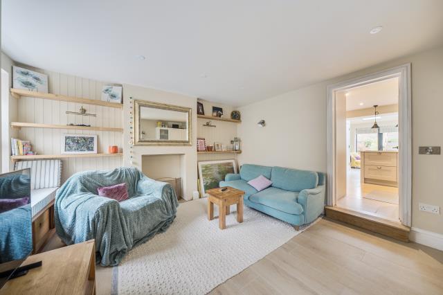 House in West Oxfordshire, Chipping Norton - More