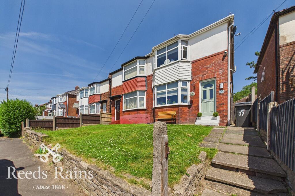 Main image of property: Edgehill Crescent, Leyland, Lancashire, PR25