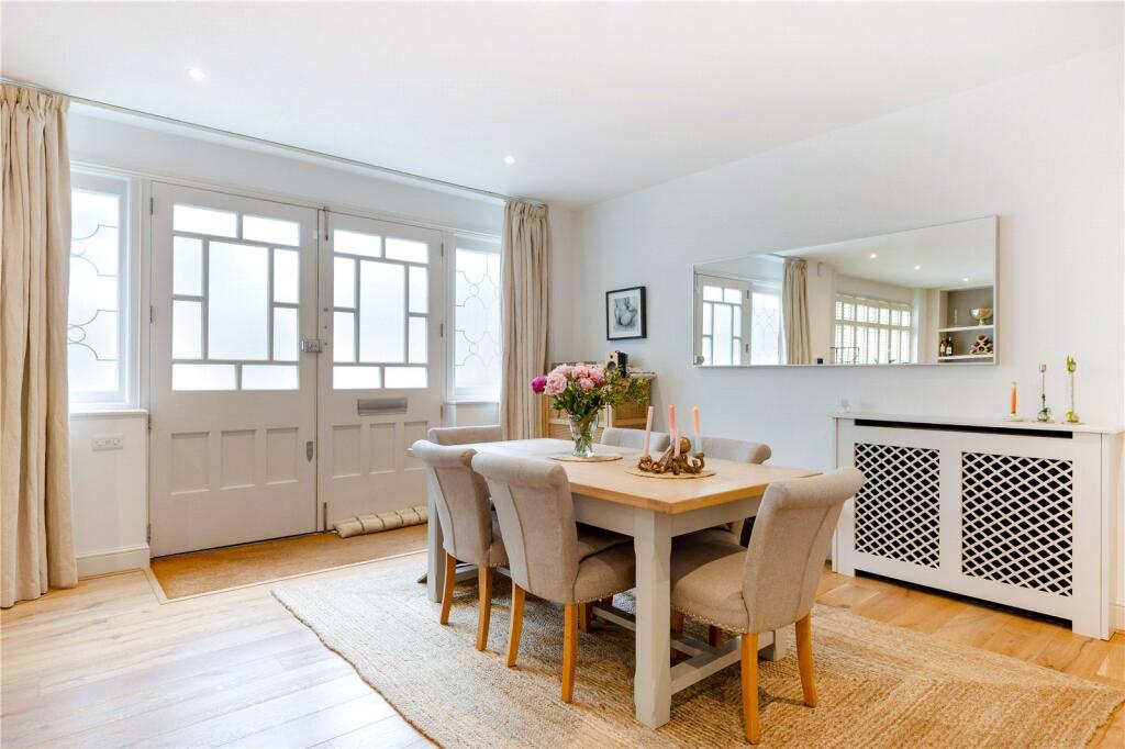 House in London - More