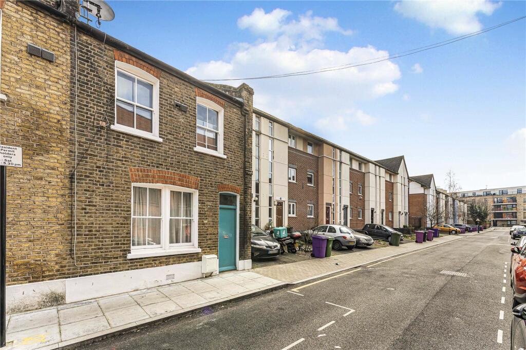 4 bedroom terraced house for rent