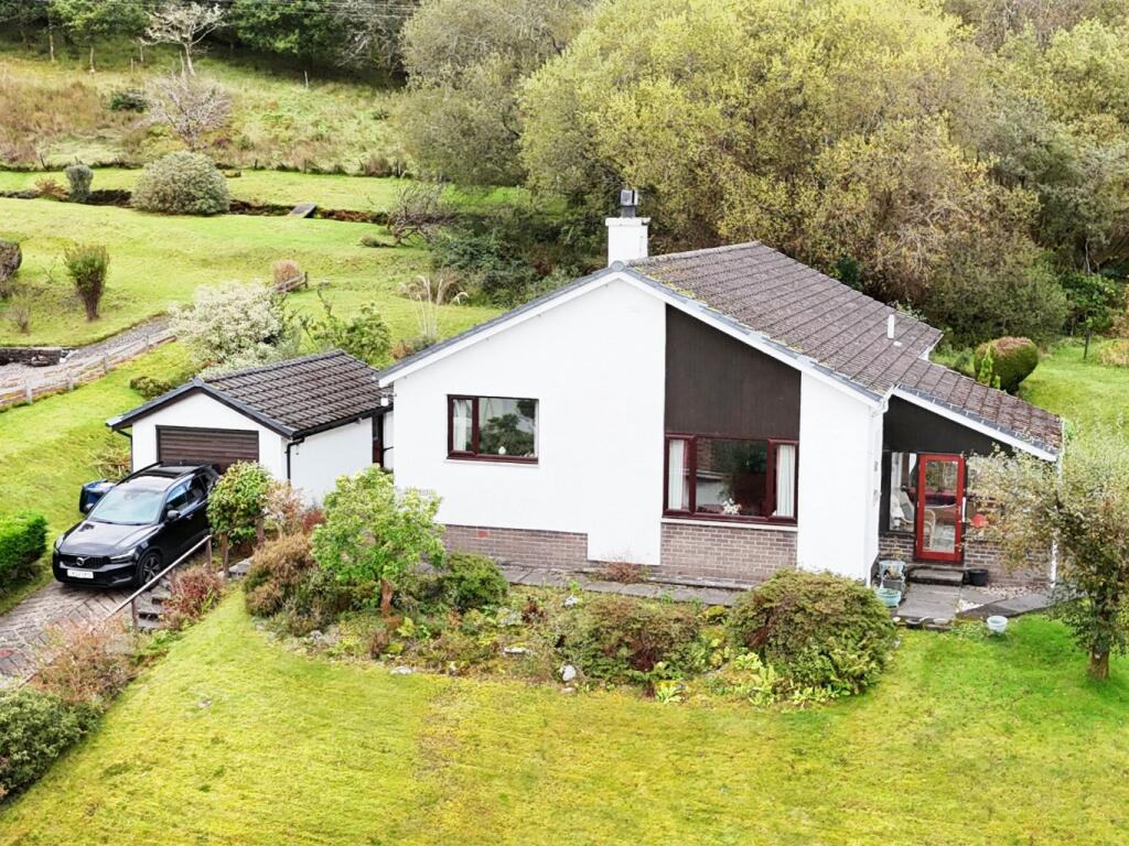 House in Strachur, Mid Letter - View 2