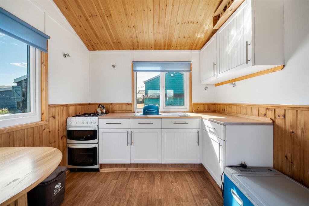 House in Dorchester - View 5
