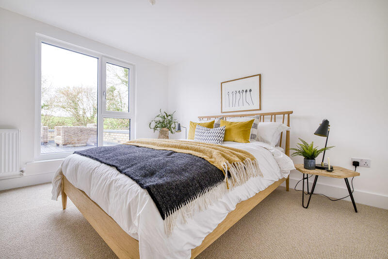 Additional image 9 of READY NOW - Contemporary 4-bedroom detached property with garage.