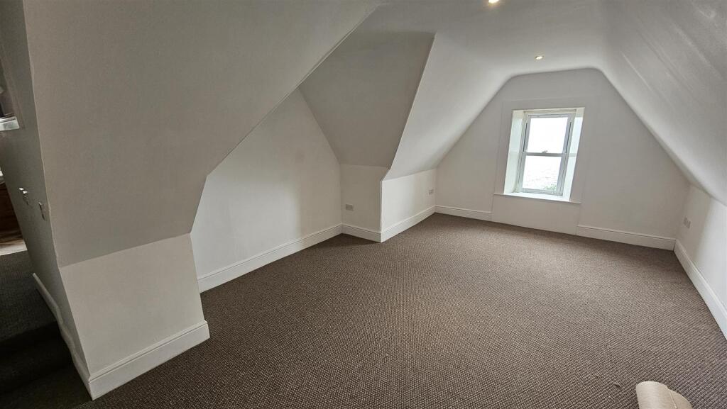 Apartment in Paisley - More