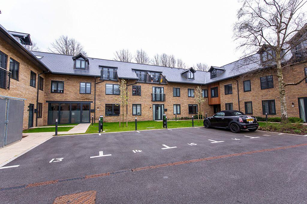 Apartment in York - View 2