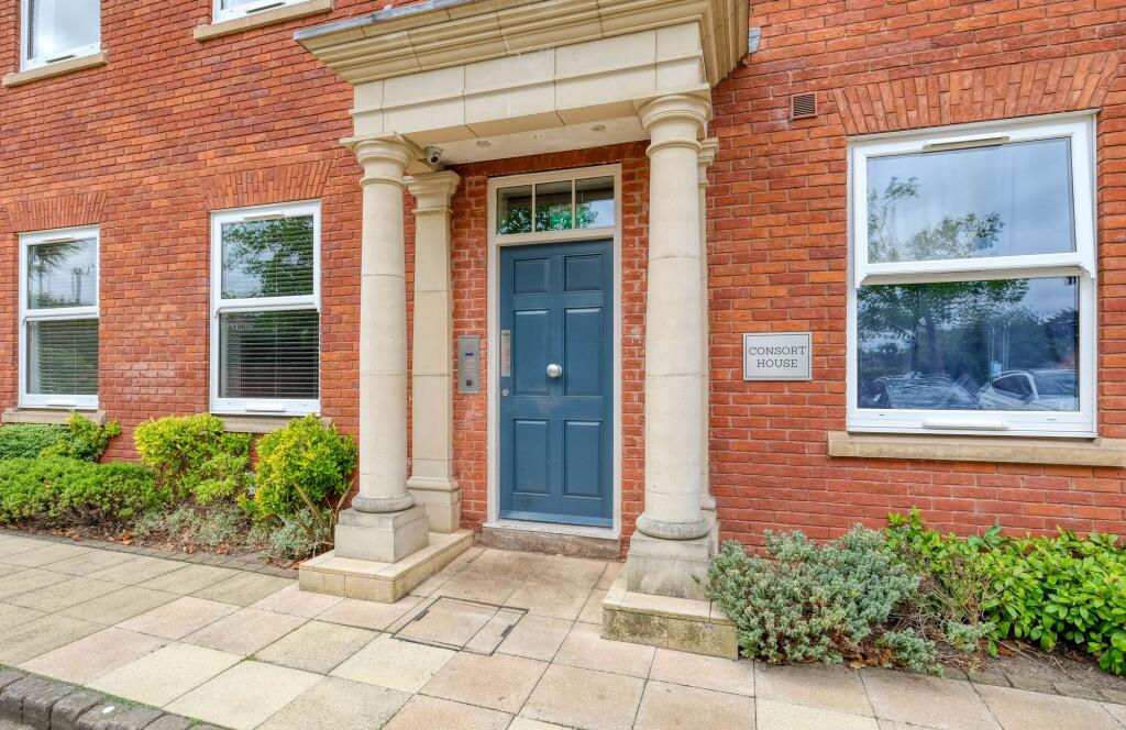 Homer Road, Solihull, B91 photo 3