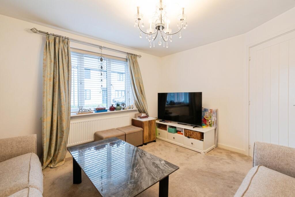 House in Newport, Glan Llyn, Llanwern - More