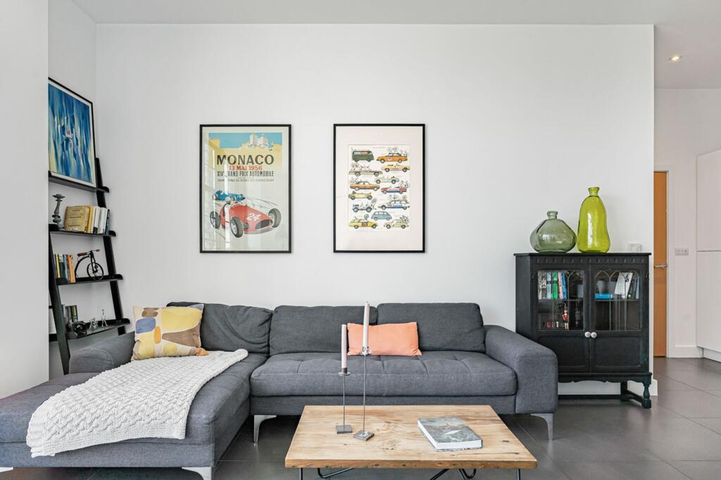 Apartment in London - View 5